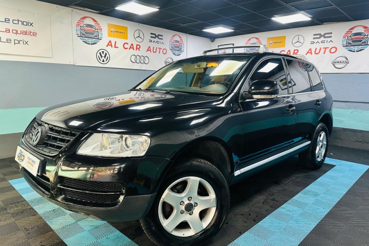 VOLKSWAGEN TOUAREG